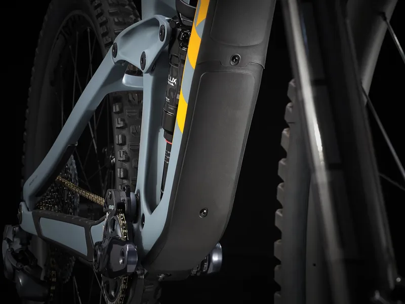 2022 Trek Slash 9.8 GX AXS Mountain Bike in Blue-10